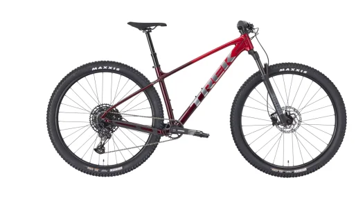 Trek Marlin 7 Gen 3 Fury Red/Lithium Grey Fade 2026